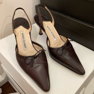 Manolo Blahnik leather slingback heels 37.5